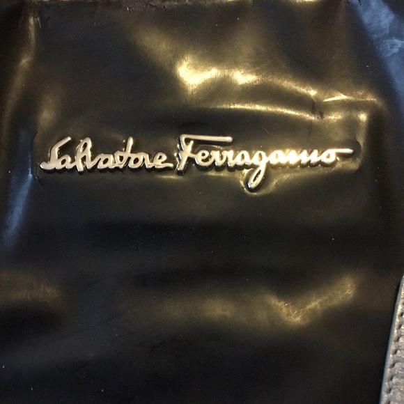 Authentic Salvatore Ferragamo bag - Picture 3 of 7
